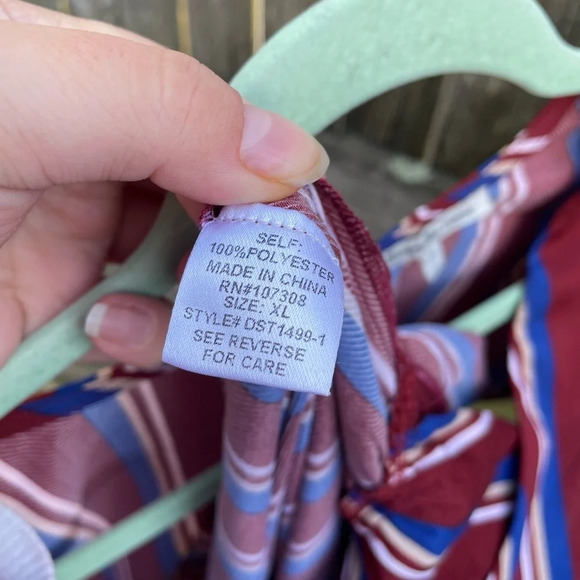 CHARLOTTE RUSSE STRIPED JUMPSUIT - Picture 5 of 7